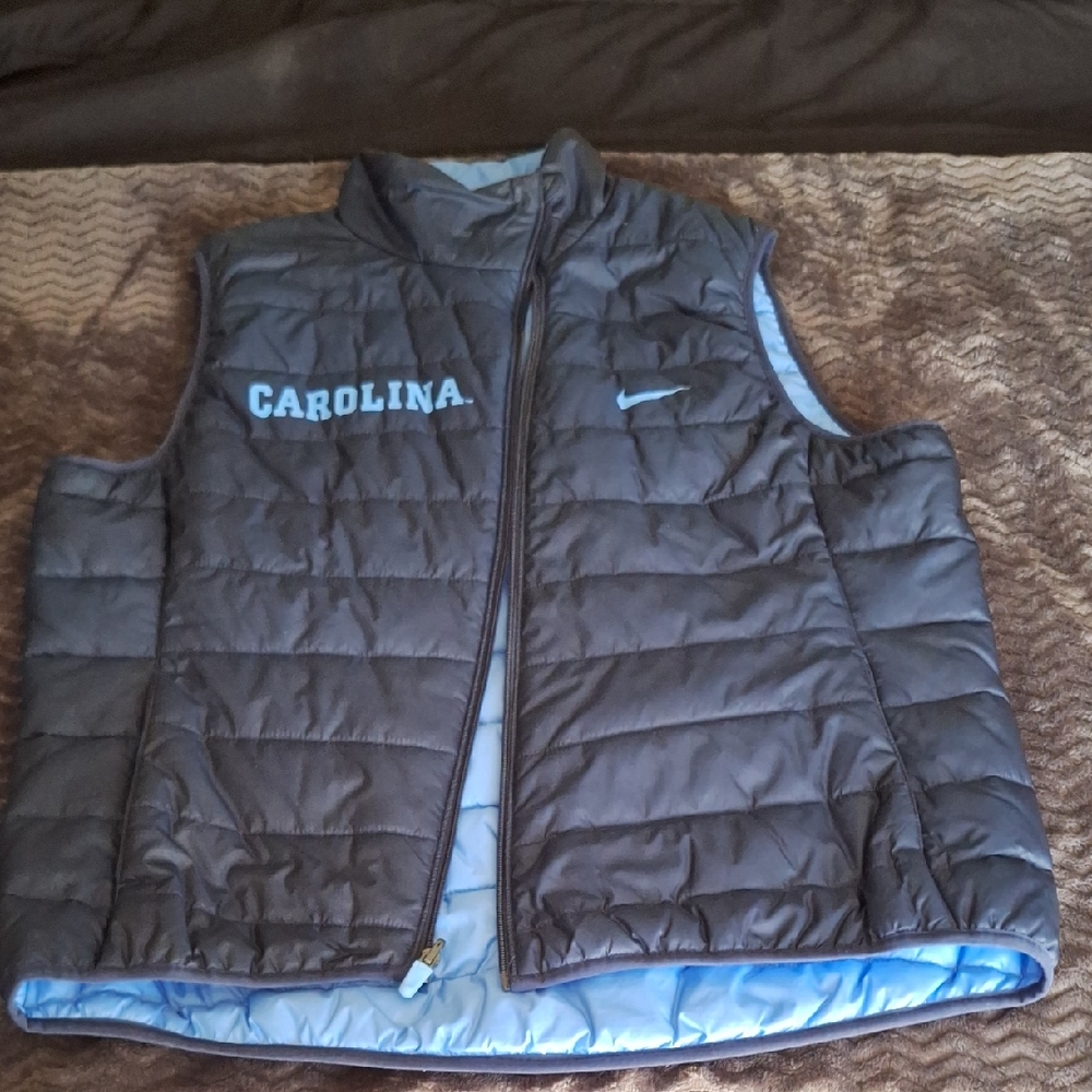 Nike Dark Gray Puffer Vest with Blue Accents